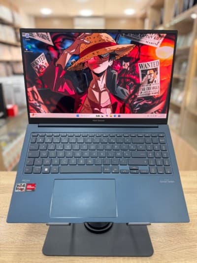 ASUS ZenBook 15 15.6 Ryzen 7 7735U 16GB/512GB oled 2.8K AZERTY