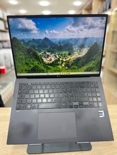 LG Gram 16 i5-1340P 16GB/512GB AZERTY 2.5K