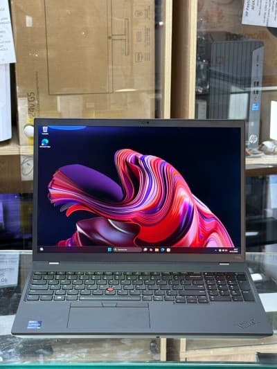 LENOVO THINKPAD P16s GEN 2 I7 1370P 64GO 2TO SSD NVME NVIDIA RTX A500 4GO GDDR6 4K OLED