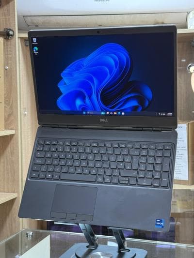 DELL PRECISION 7560 INTEL XEON W-11855M 32GO 2TO SSD NVIDIA RTX A3000 6GO GDDR6