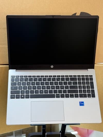 HP 250 G10 I7 1355U 8GO 512GO SSD 15.6 FHD NEUF SOUS EMBALLAGE