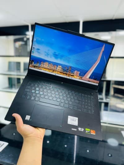 ASUS TUF A17 RYZEN 9 7940H 16GB DDR 5 512GB SSD NVME 4070 8GB 360Hz