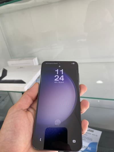 Samsung Galaxy S23 Plus 256GB / 8GB – 1SIM – Comme Neuf / Original Galaxy S23 Plus