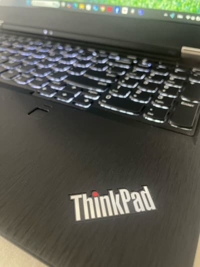 LENOVO THINKPAD P52