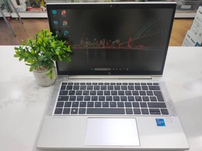 HP Elitebook 830 G8 I5-11TH 16GB 512SSD 13Pouce