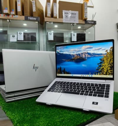 HP ELITEBOOK 645 G9 RYZEN 5 5675U 16GB 256GB SSD 14,1 FULLHD TRES BON ETAT