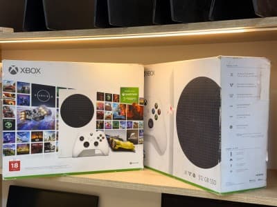 XBOX SERIES S USED