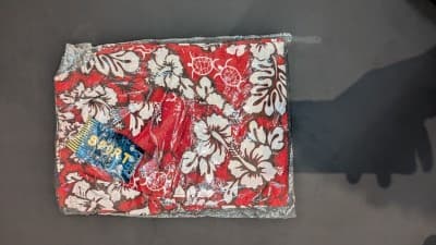 Short Hawaïen rouge de Londres (UK)