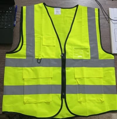 Gilet fluorescent multipoches