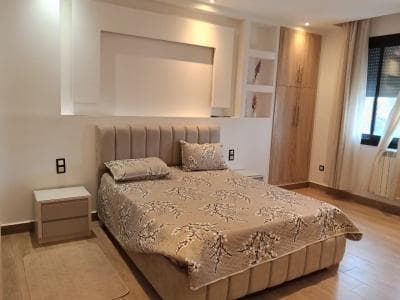 Location Appartement F4 Alger Hydra