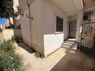 Vente Appartement Niveau de villa F4 Oran Bir el djir
