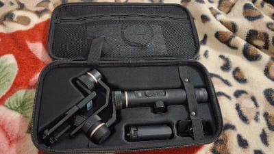 Stabilisateur FeiyuTech G6 Plus + trépied + Micro sans fil F11