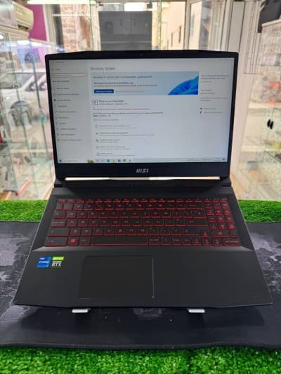 MSI Katana GF66 11UG / I7-11800H / RTX 3070 DDR6 ( 8GB) / 16GB ram