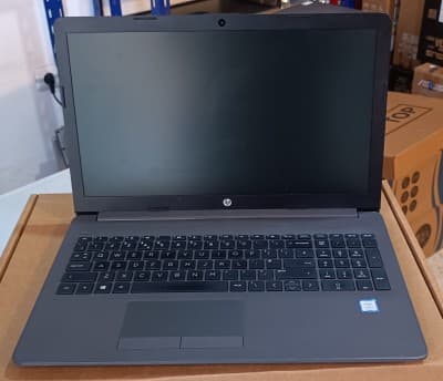 Pc portable HP 250 G7 I5-8eme/8G/256GSSD 15.6"
