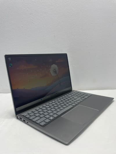 Dell Inspiron 5510 i7 11eme Generation Serie H Ram 16 Gb Stockage 512Gb