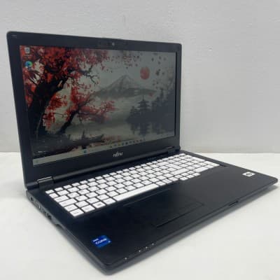 FUJITSU LIFEBOOK E5511 i7 11éme génération Ram 16Gb Stocckage 256Gb