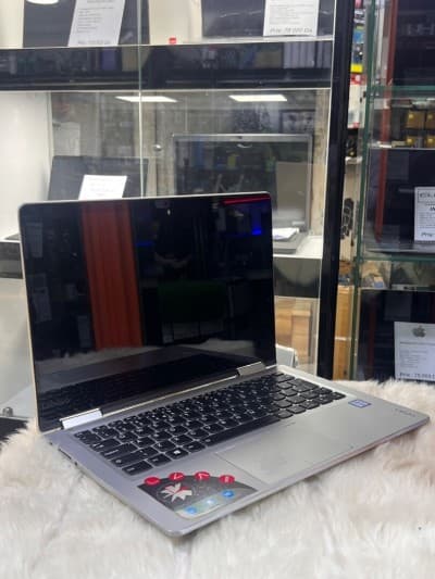 Yoga 710