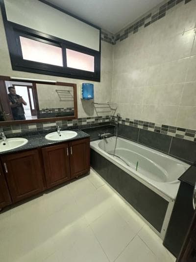 Location Appartement F4 Alger Hydra