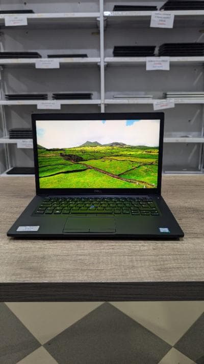 Dell Latitude 7490